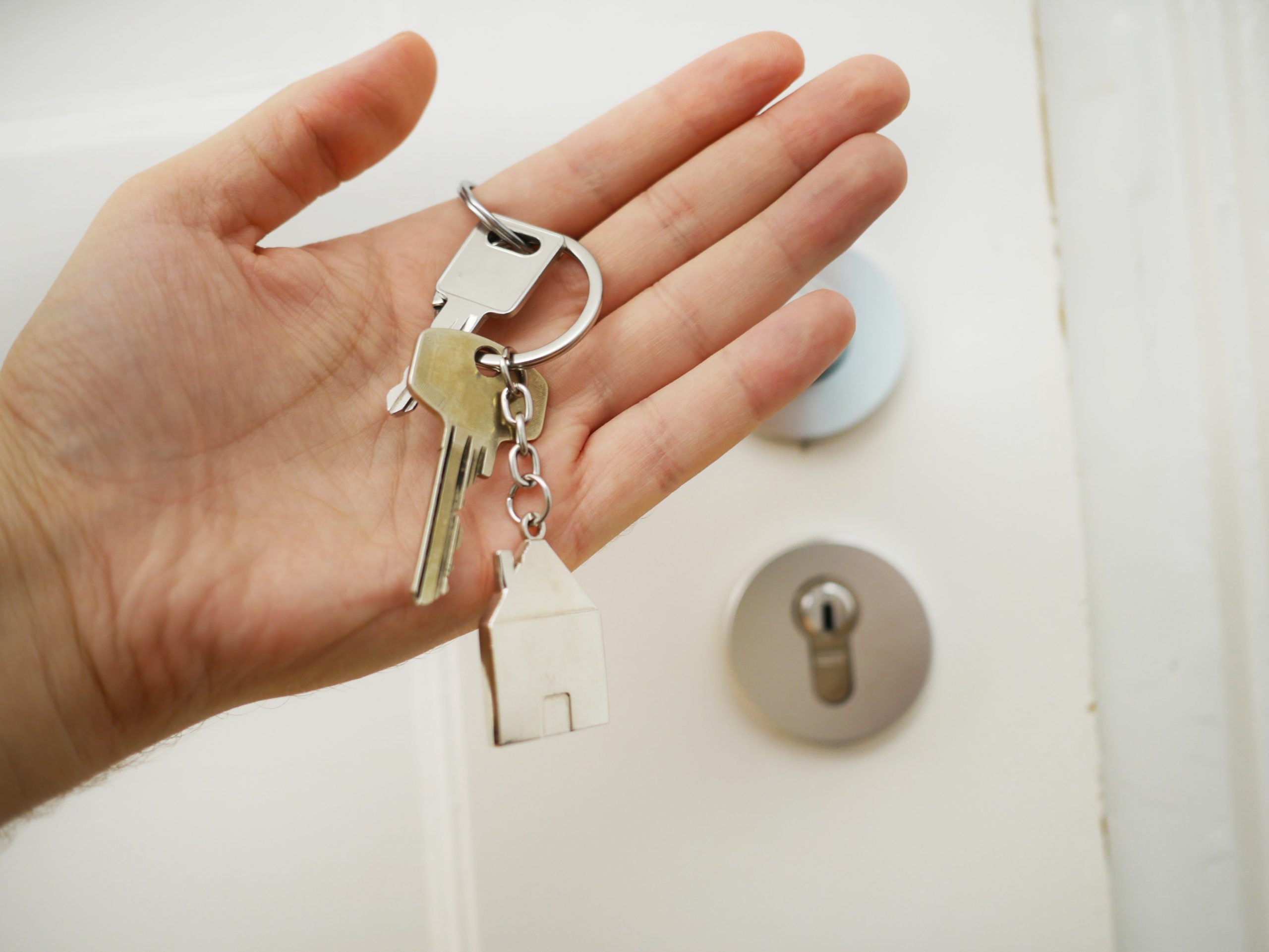 Venta de casa con inmobiliaria en Alicante